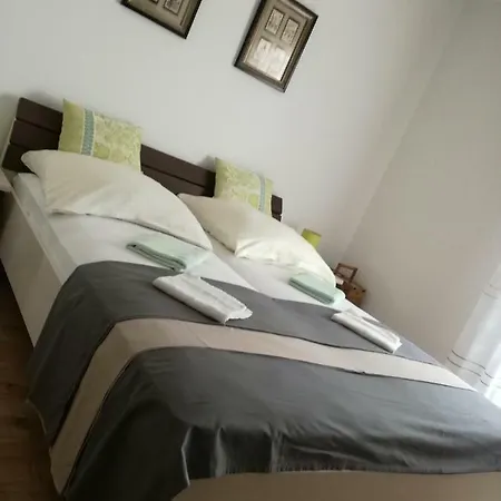 Apartment Juric Trogir Exterior photo